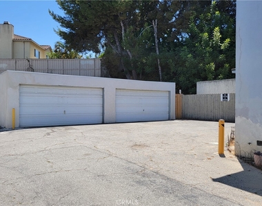 1316 1/2 Anaheim Street - Photo Thumbnail 20