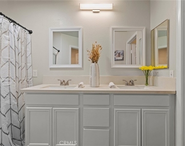 26425 Silverado Court - Photo Thumbnail 20