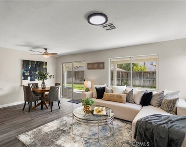 26425 Silverado Court - Photo Thumbnail 8