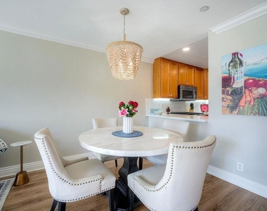 7509 Draper Ave - Photo Thumbnail 15