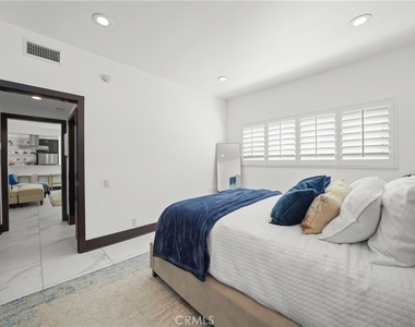 22626 Pacific Coast Hwy - Photo Thumbnail 15