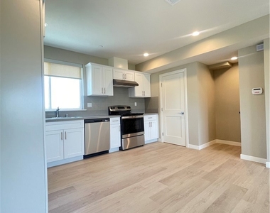 4251 E Live Oak Ave - Photo Thumbnail 13