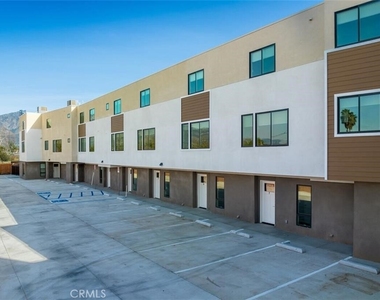 4251 E Live Oak Ave - Photo Thumbnail 1