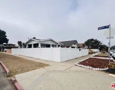 1100 W 48th Street - Photo Thumbnail 1