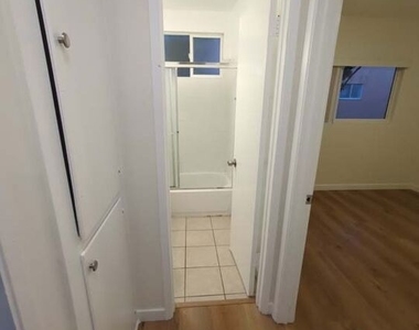 9815 Imperial Highway - Photo Thumbnail 8
