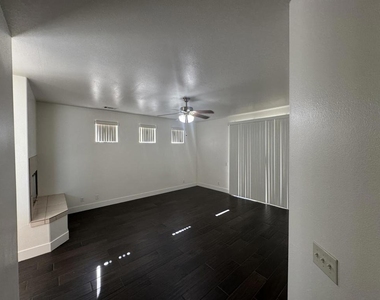 74081 W Petunia Place - Photo Thumbnail 4