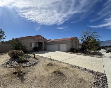 74081 W Petunia Place - Photo Thumbnail 17