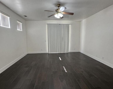 74081 W Petunia Place - Photo Thumbnail 44
