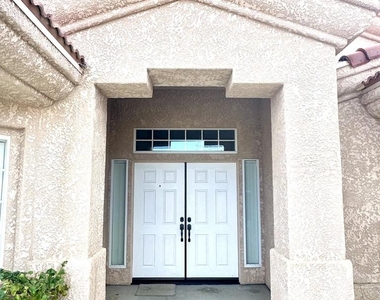 74081 W Petunia Place - Photo Thumbnail 20