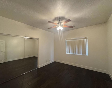 74081 W Petunia Place - Photo Thumbnail 31