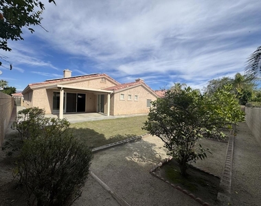 74081 W Petunia Place - Photo Thumbnail 50