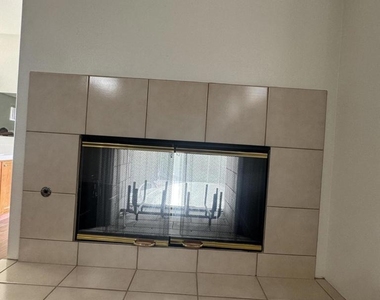 74081 W Petunia Place - Photo Thumbnail 42