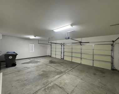 74081 W Petunia Place - Photo Thumbnail 21