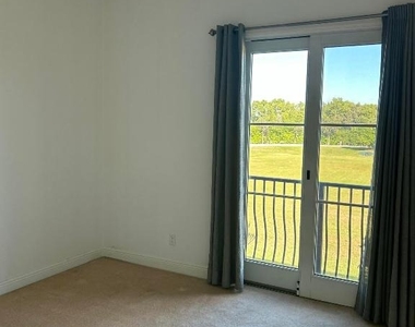 11627 Se Florida Avenue - Photo Thumbnail 5