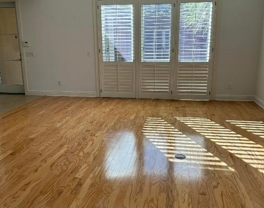 11627 Se Florida Avenue - Photo Thumbnail 16