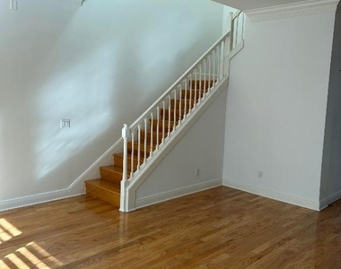 11627 Se Florida Avenue - Photo Thumbnail 15