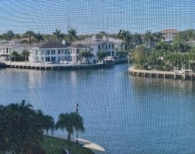 2871 N Ocean Boulevard - Photo Thumbnail 2