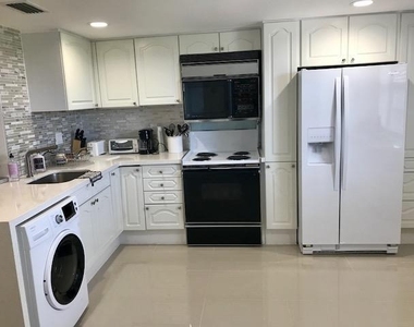 2871 N Ocean Boulevard - Photo Thumbnail 34