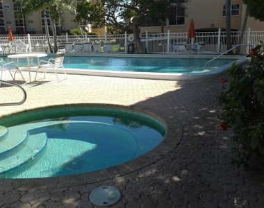 2871 N Ocean Boulevard - Photo Thumbnail 31