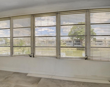 318 Monaco G Boulevard - Photo Thumbnail 20
