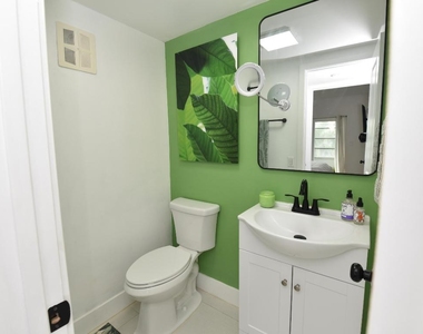 112 Salisbury - Photo Thumbnail 15