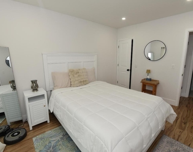 112 Salisbury - Photo Thumbnail 16