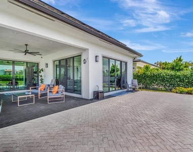 2828 Gin Berry Way - Photo Thumbnail 34