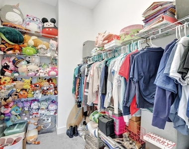 2828 Gin Berry Way - Photo Thumbnail 50