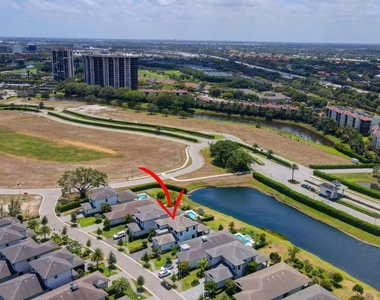 2828 Gin Berry Way - Photo Thumbnail 54