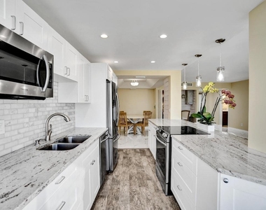 3590 S Ocean Boulevard - Photo Thumbnail 22