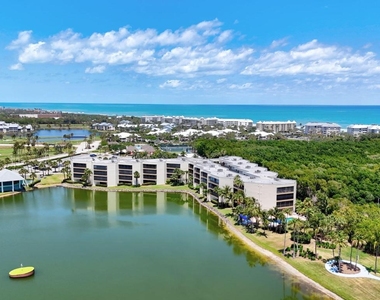 221 Ne Plantation Road - Photo Thumbnail 31