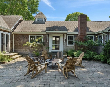 695 Main Street - Photo Thumbnail 2