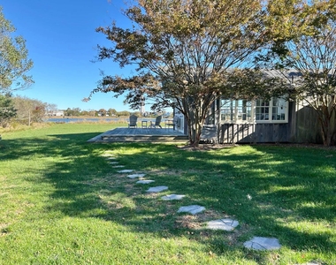 1 Waters Edge Drive - Photo Thumbnail 3