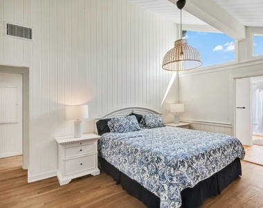 1 Waters Edge Drive - Photo Thumbnail 14