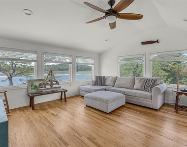 286 Towd Point Road - Photo Thumbnail 9