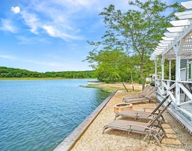 286 Towd Point Road - Photo Thumbnail 4