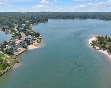286 Towd Point Road - Photo Thumbnail 29