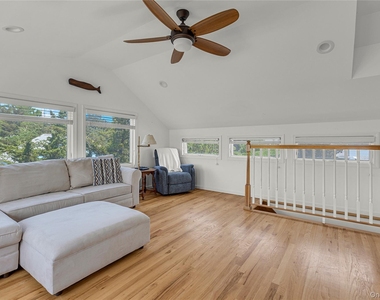 286 Towd Point Road - Photo Thumbnail 11