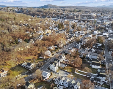 983 Warren Avenue - Photo Thumbnail 23