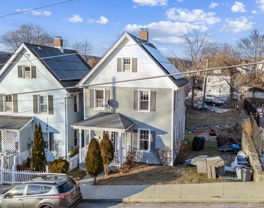 983 Warren Avenue - Photo Thumbnail 20