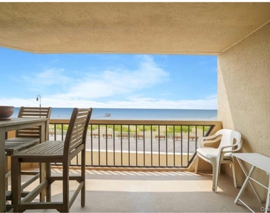 360 Shore Road - Photo Thumbnail 1