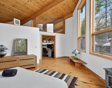 106 Mountain Laurel Lane - Photo Thumbnail 16