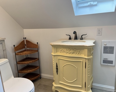 24 Lindner Place - Photo Thumbnail 7