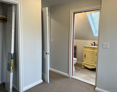 24 Lindner Place - Photo Thumbnail 12