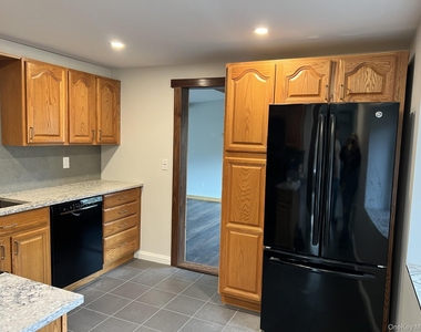 24 Lindner Place - Photo Thumbnail 1
