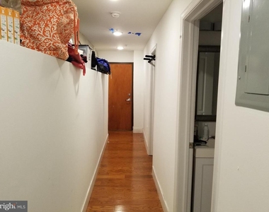 1637 Poplar Street - Photo Thumbnail 6