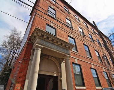 1637 Poplar Street - Photo Thumbnail 1