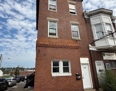 1945 W Hunting Park Avenue - Photo Thumbnail 1