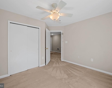 23404 Rainbow Arch Drive - Photo Thumbnail 12