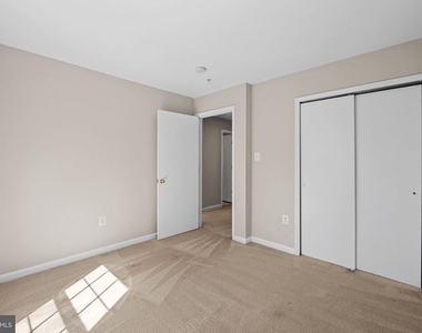 23404 Rainbow Arch Drive - Photo Thumbnail 15